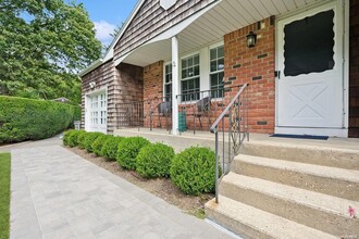 15 Joels Ln in Sag Harbor, NY - Building Photo - Building Photo