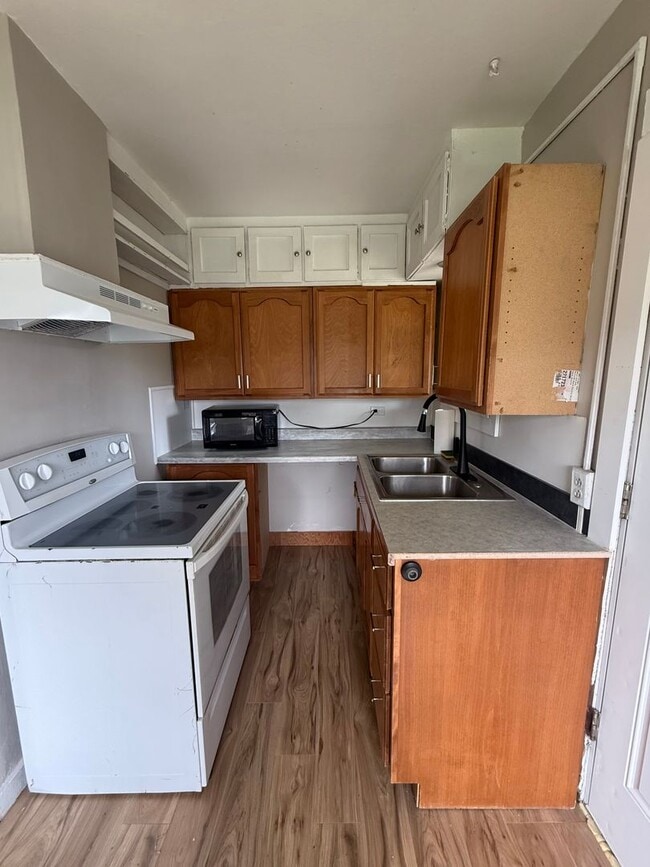 1700 Locust St in Wenatchee, WA - Building Photo - Building Photo