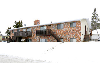 3901 28th Ave in Calgary, AB - Building Photo - Building Photo