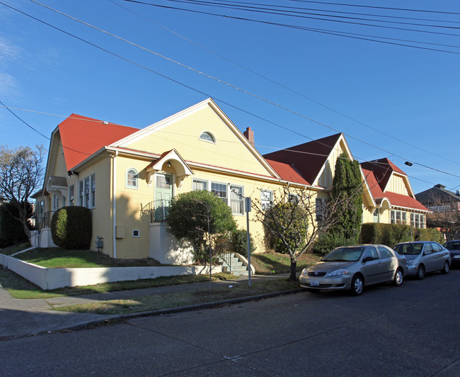 4402 Densmore Ave N in Seattle, WA - Building Photo - Building Photo