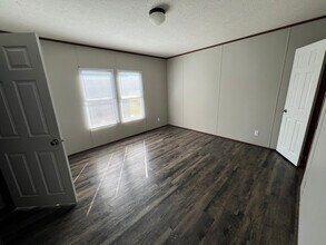 31 Locust St in Hopkinsville, KY - Building Photo - Building Photo