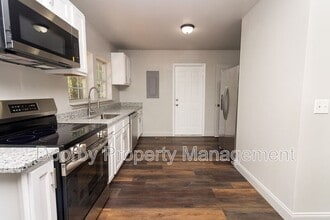 517 LaFayette Rd in Rocky Face, GA - Building Photo - Building Photo