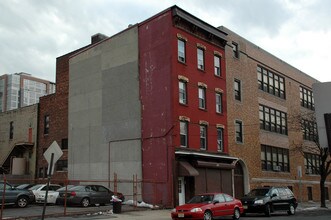 177 York St in Jersey City, NJ - Building Photo - Building Photo