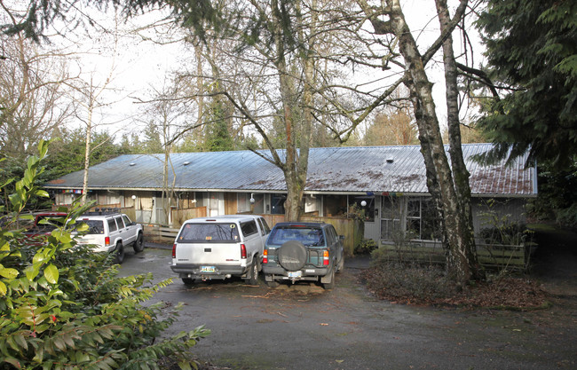 2827-2837 SW Troy St in Portland, OR - Building Photo - Building Photo