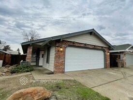 439 R St in Lincoln, CA - Building Photo