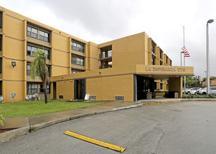 La Esperanza Senior in Hialeah, FL - Building Photo - Building Photo