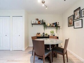 555 Bd René-Lévesque E in Montréal, QC - Building Photo - Building Photo