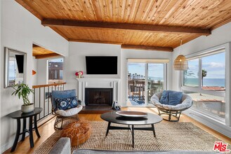 120 7th St in Manhattan Beach, CA - Building Photo - Building Photo