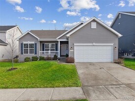 168 Hidden Bluffs Dr in Lake St. Louis, MO - Building Photo