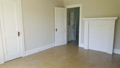 2745 Sherrills Ford Rd in Salisbury, NC - Building Photo - Building Photo