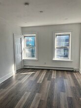 340 2ND St in Jersey City, NJ - Building Photo - Building Photo