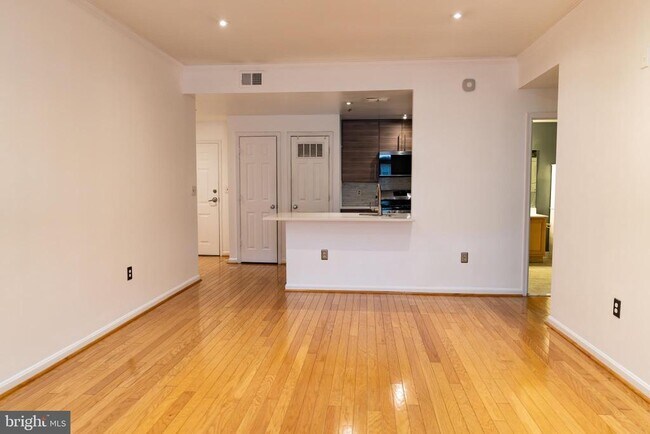 2004 11th St NW in Washington, DC - Building Photo - Building Photo