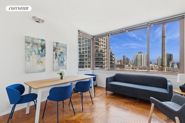 524 E 72nd St in New York, NY - Building Photo - Building Photo
