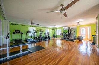 Parc Bordeaux Apartments in Indianapolis, IN - Foto de edificio - Building Photo
