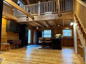 1930 White Day Creek Rd in Fairmont, WV - Building Photo - Building Photo