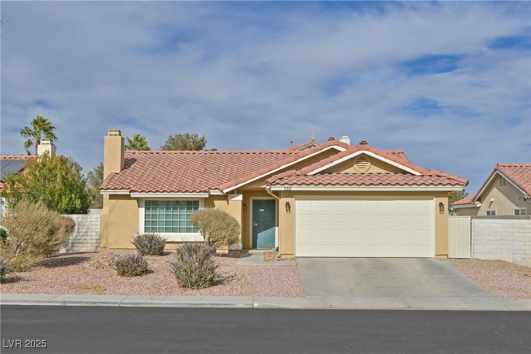 592 Macbrey Dr in Las Vegas, NV - Building Photo