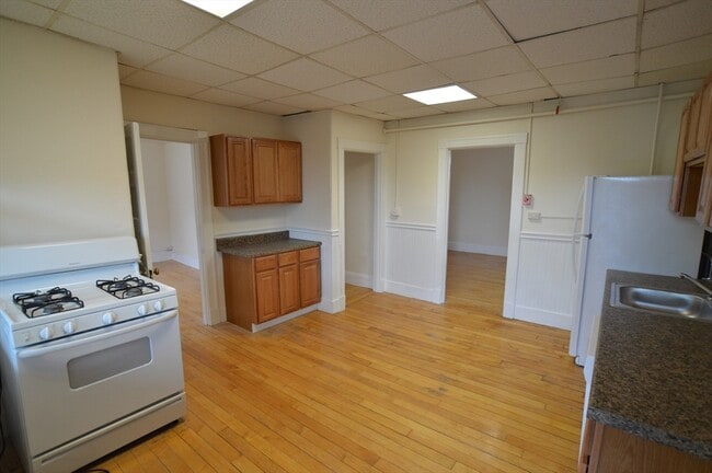 15 Lynde St in Salem, MA - Building Photo - Building Photo