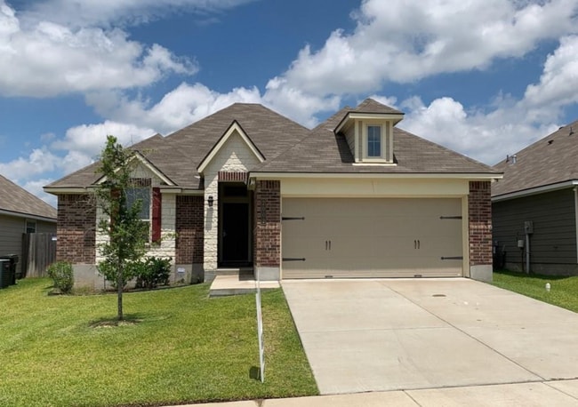 property at 2002 Polmont Dr