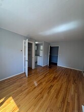 155 Birdseye St, Unit c7 in Bridgeport, CT - Building Photo - Building Photo