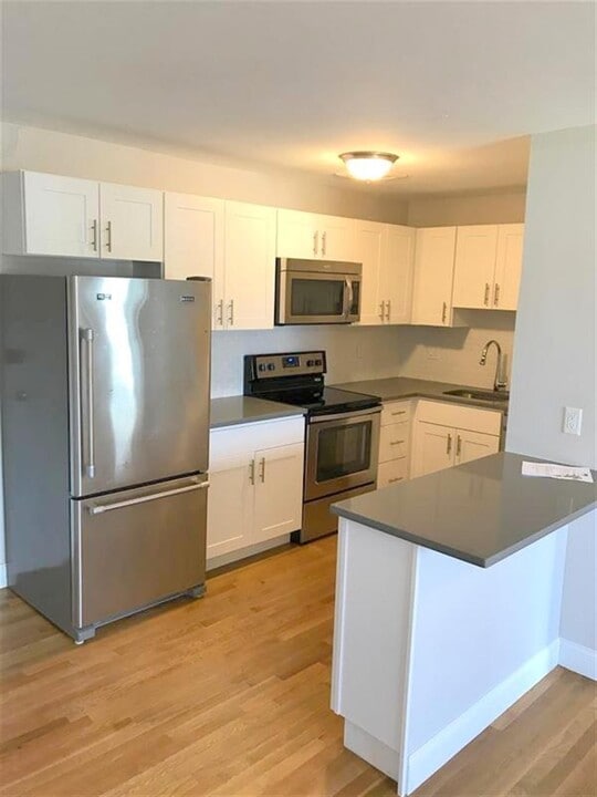 131 Summer St, Unit 42 in Malden, MA - Foto de edificio