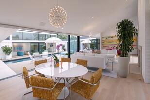 1988 Inverness Ln in Montecito, CA - Building Photo