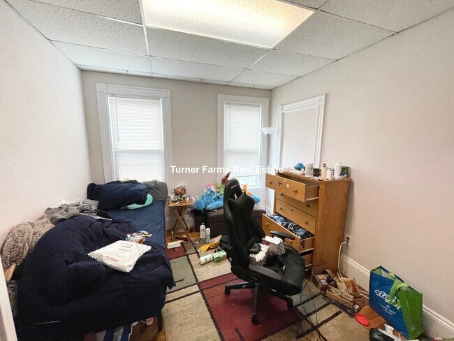 26 Harbor View St, Unit 3 in Boston, MA - Building Photo - Building Photo
