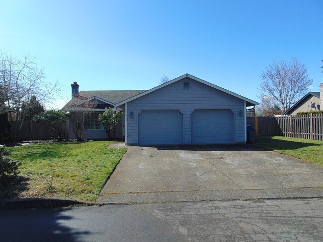 property at 15007 SE 5th St