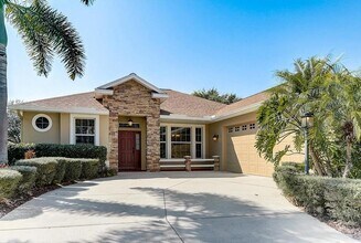 6214 Warbler Ln in Lakewood Ranch, FL - Building Photo - Building Photo