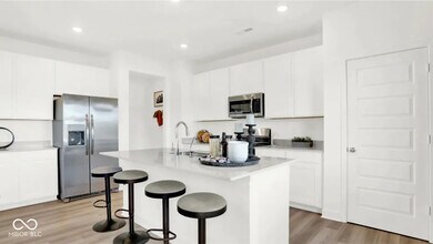 15386 Alperton Rd in Fishers, IN - Building Photo - Building Photo