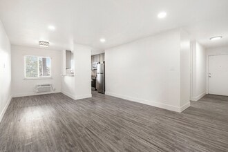 Spring Ridge Apartments in Hayward, CA - Building Photo - Building Photo