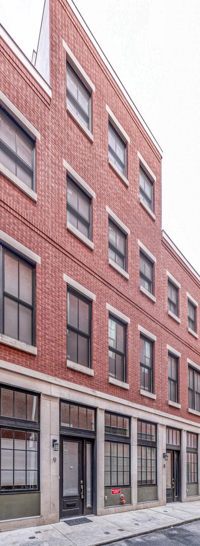 7 Bank St in Philadelphia, PA - Building Photo - Building Photo