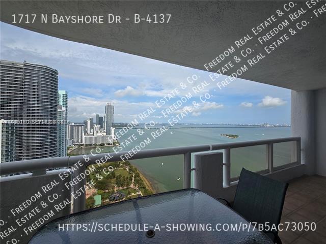 1717 N Bayshore Dr