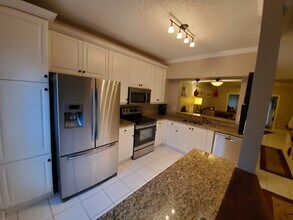 1045 Kokomo Key Ln in Delray Beach, FL - Building Photo - Building Photo