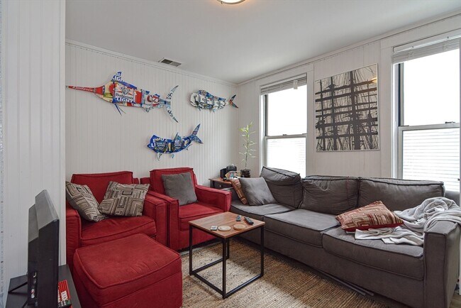 property at 873 E 2nd St