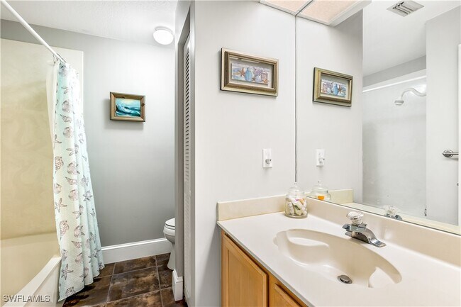 1350 Misty Pines Cir