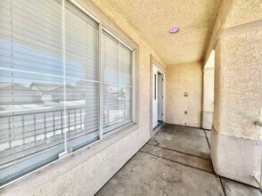 3828 Climbing Rose St in Las Vegas, NV - Building Photo - Building Photo