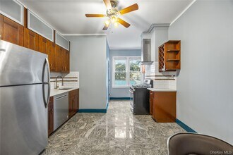 60-21 54th St in Queens, NY - Building Photo - Building Photo