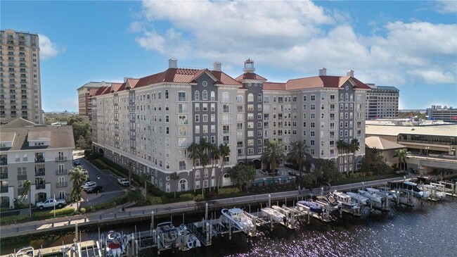 700 S Harbour Island Blvd in Tampa, FL - Building Photo - Building Photo