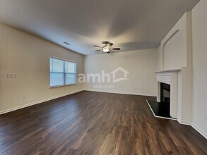 635 Ocean Ave in Canton, GA - Foto de edificio - Building Photo