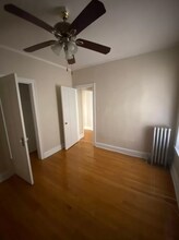 4929 N Whipple St in Chicago, IL - Foto de edificio - Building Photo