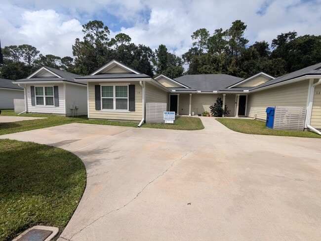 property at 114 Plantation Point Dr