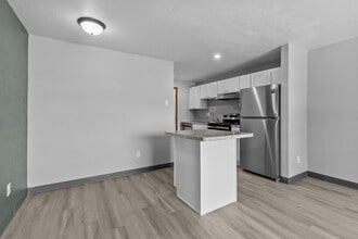 1530-1550 Moraine Ter in Green Bay, WI - Building Photo - Building Photo