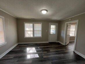 5060 Rawlings Rd in Nashville, TN - Building Photo - Building Photo