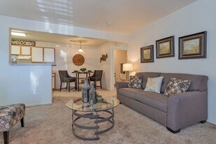 Trails of Garden City in Garden City, KS - Building Photo