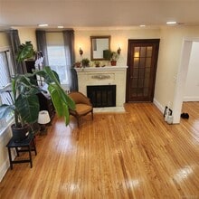 71 Davis St in East Rockaway, NY - Building Photo - Building Photo