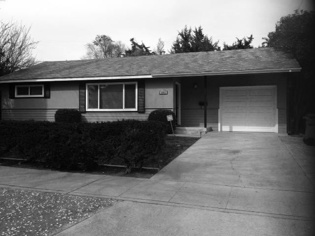 1051 Mango Ave in Sunnyvale, CA - Foto de edificio - Building Photo