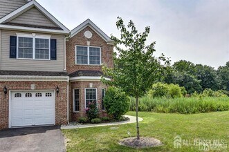 90 Morgan Way in Monroe Township, NJ - Building Photo - Building Photo