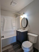 52 Sandra Ln in Eugene, OR - Building Photo - Building Photo