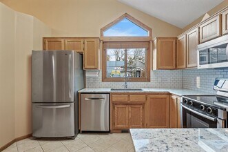 2909 Devonshire Cir in Woodbury, MN - Building Photo - Building Photo