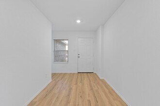 22156 Juniper Crossing Dr in New Caney, TX - Building Photo - Building Photo